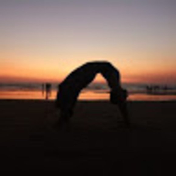 Meet your Posher, Jess - Picture 3 of 4